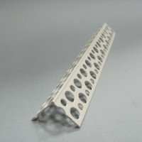 Уголок перфорированный пластиковый 3м